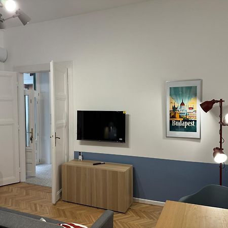 Designer Downtown Apartment Budapest Bagian luar foto