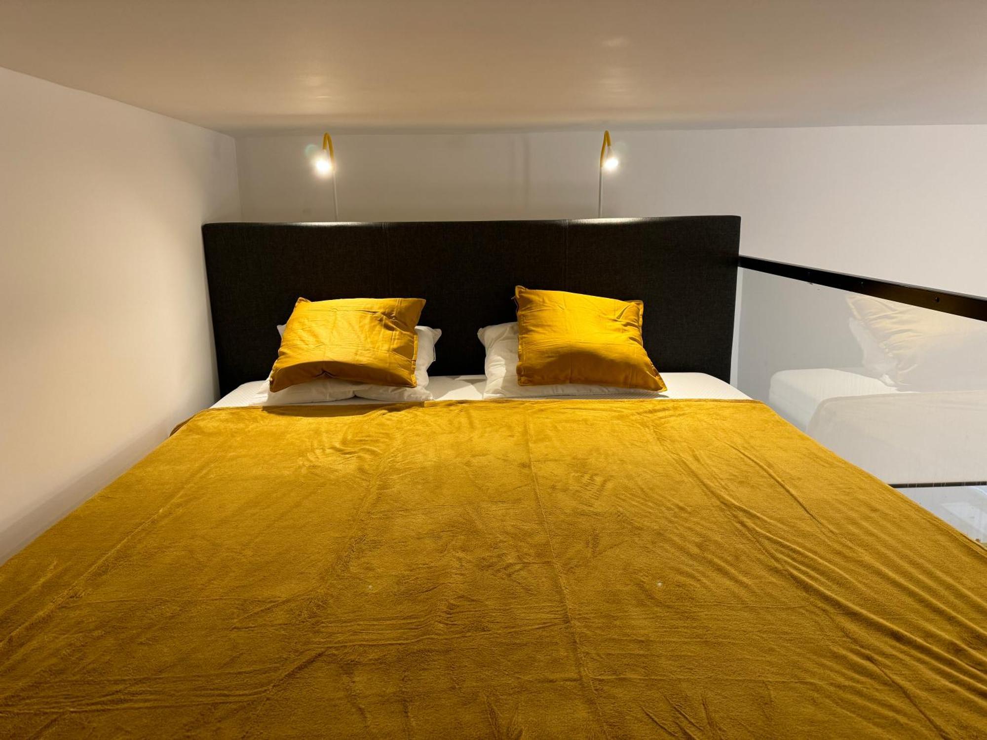 Designer Downtown Apartment Budapest Bagian luar foto
